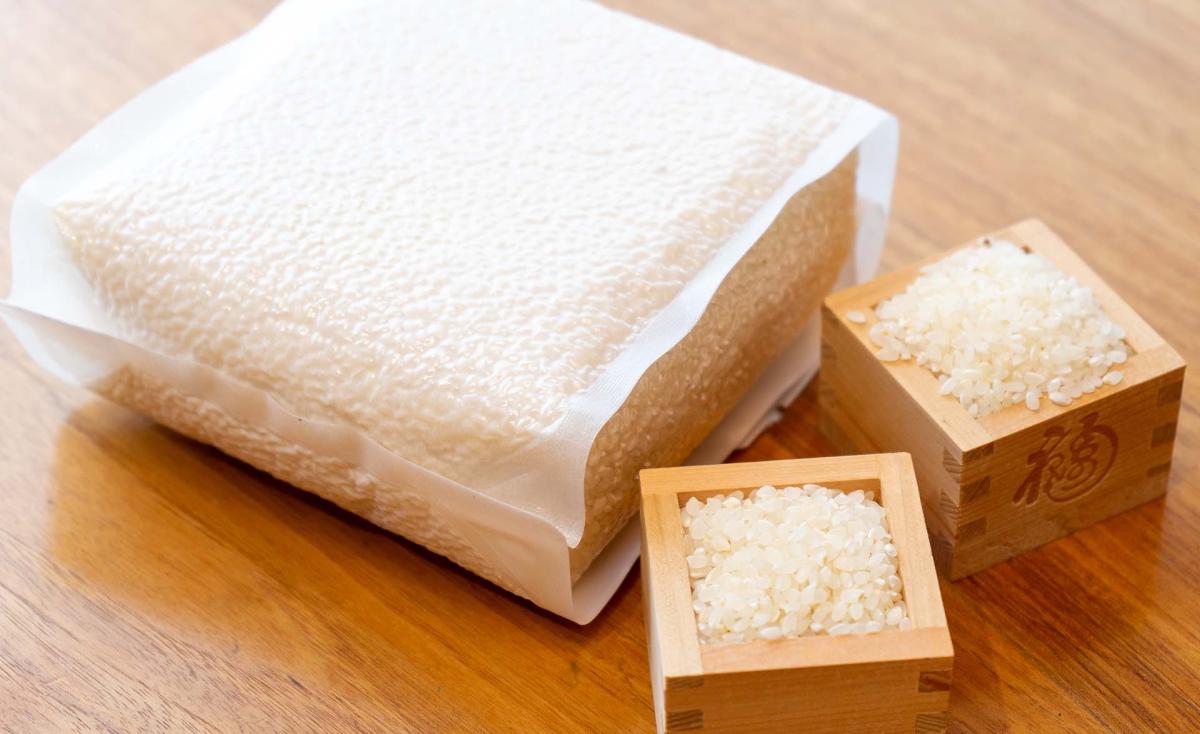 【tama】自然栽培 玄米粉 1kg×8袋 2024年産(真空パック) Amazon.co.jp: 2024年新潟県産コシヒカリ玄米(真空パック)5kg×4